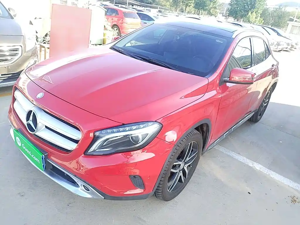 Mercedes-Benz GLA 2015