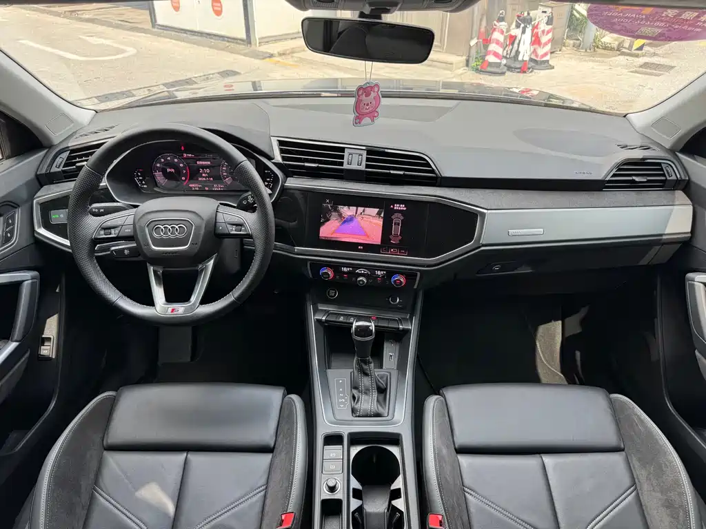 Audi Q3 Sportback 2021 — фото 8