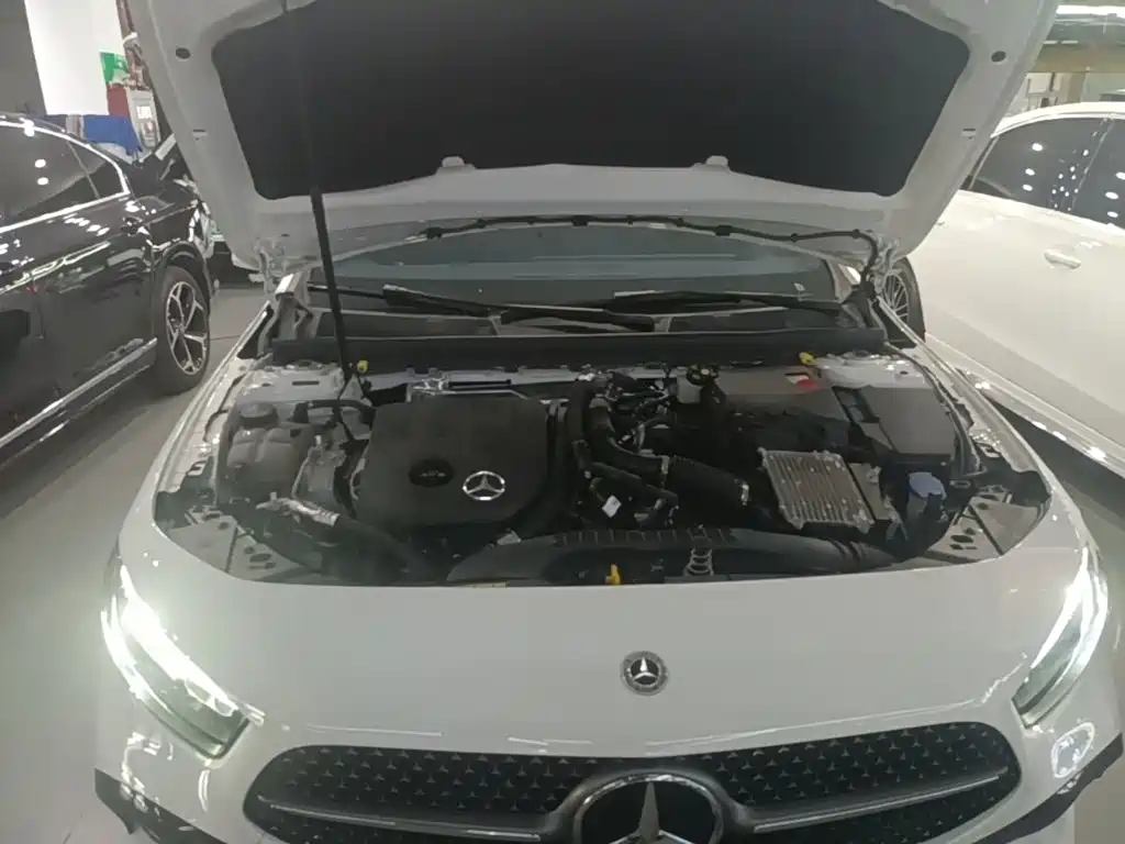 Mercedes-Benz A-Class 2025 — фото 20
