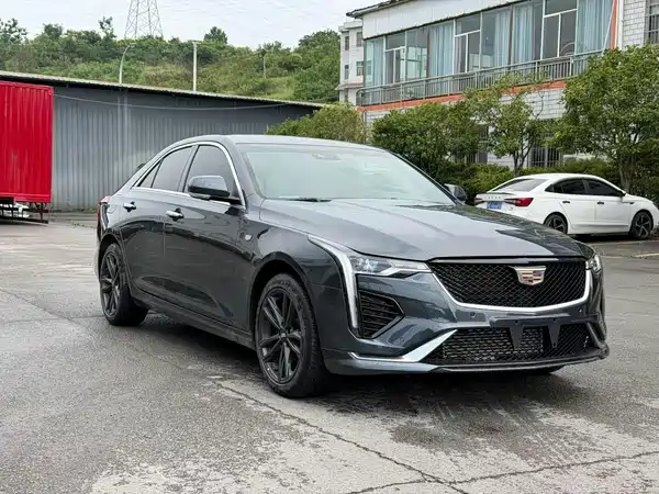 Cadillac CT4 2021