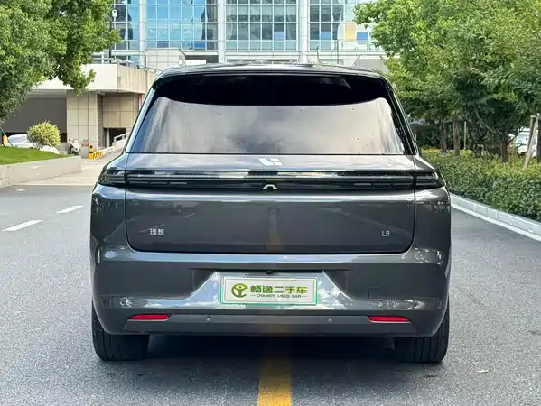 Li Auto L8 2024