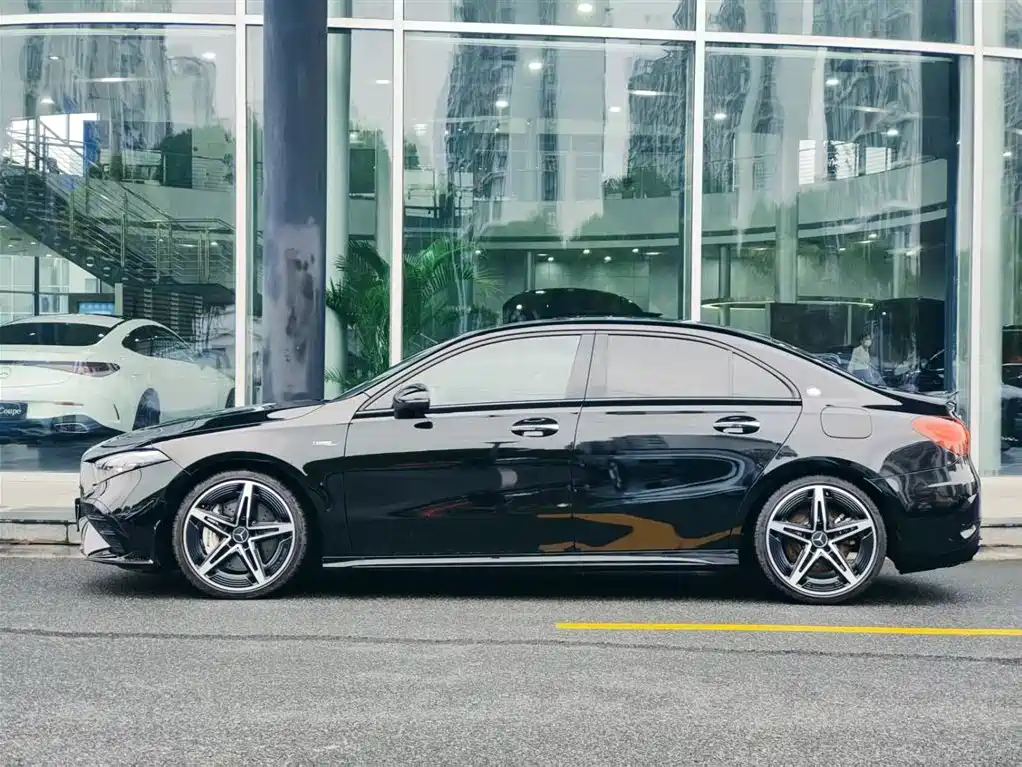 Mercedes-Benz A-Class AMG 2024
