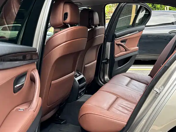BMW 5 Series 2012