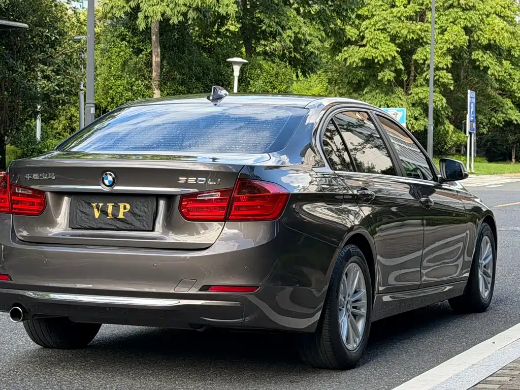 BMW 3 Series 2013 — фото 11