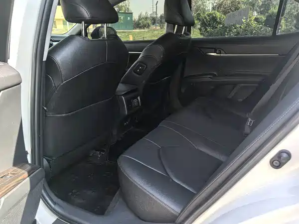 Toyota Camry 2021