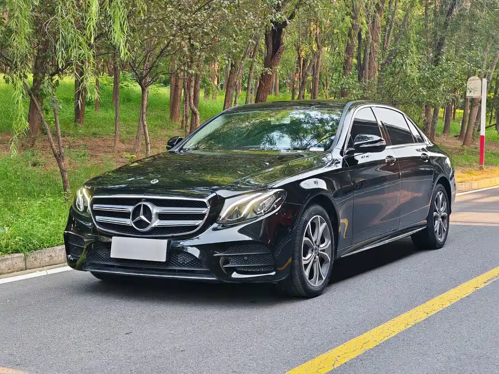Mercedes-Benz E-Class 2019 — фото 1