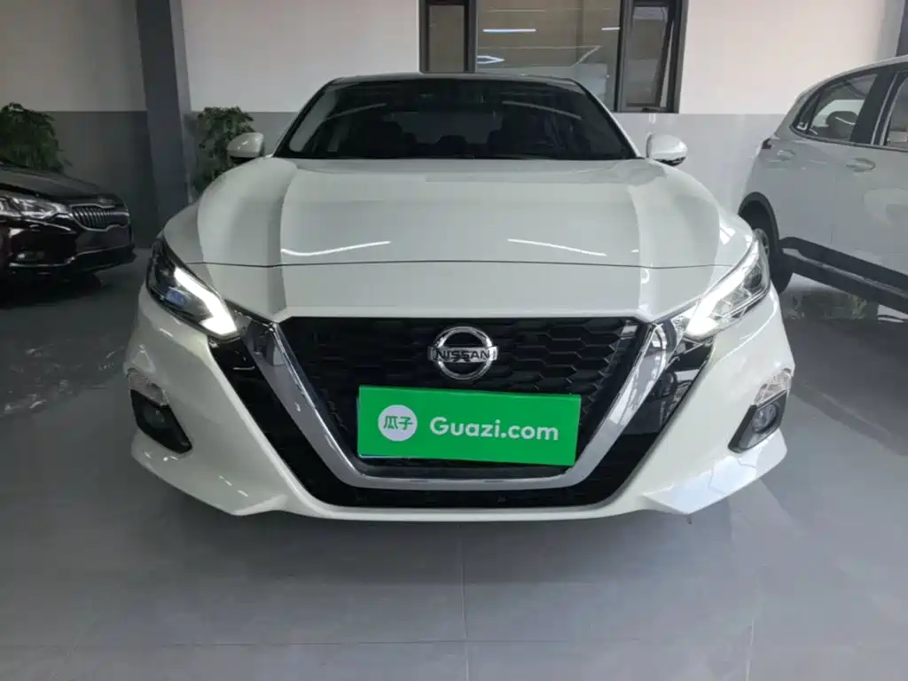 Nissan Teana 2022