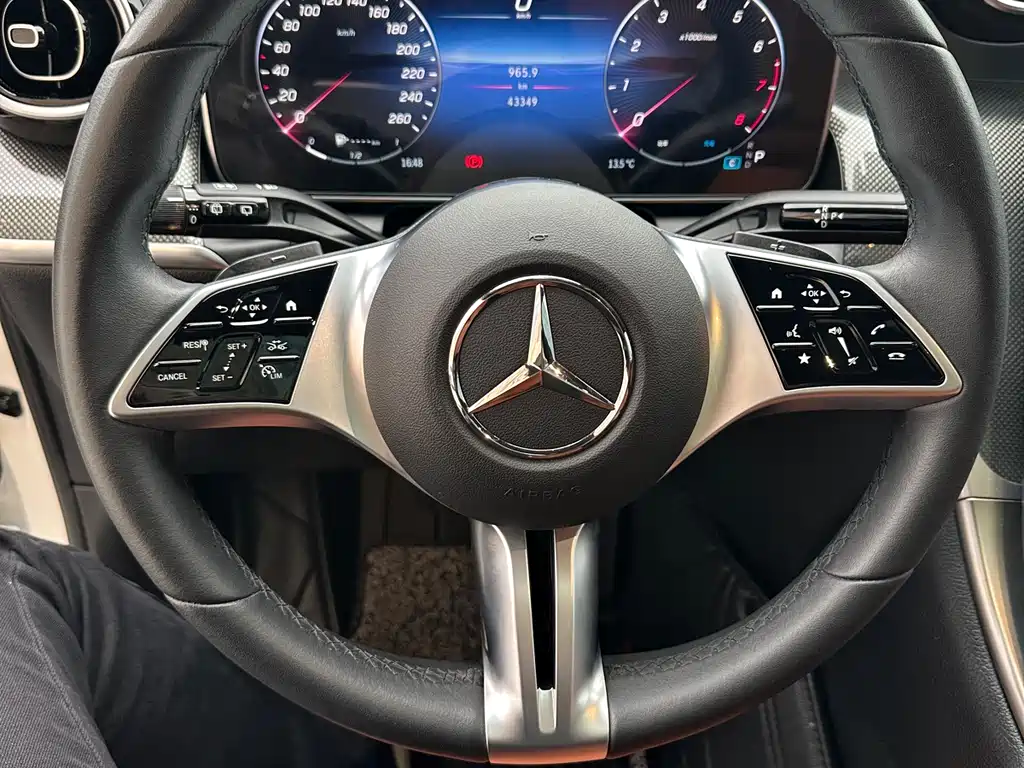 Mercedes-Benz GLC 2023 — фото 13