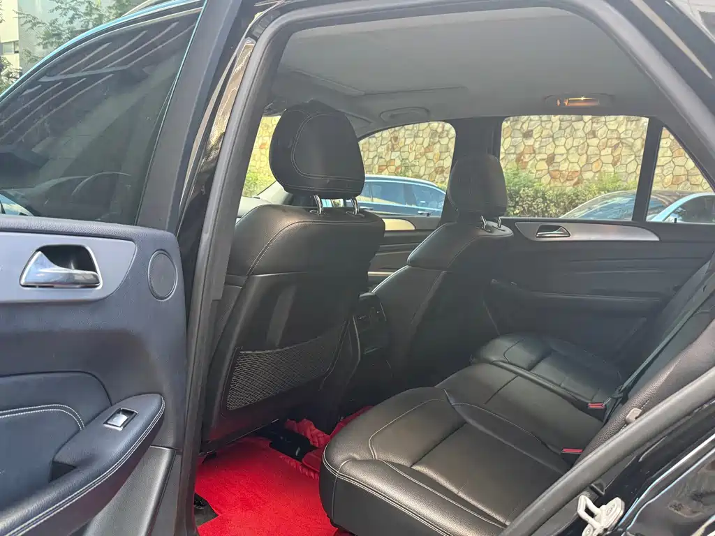 Mercedes-Benz M-Class 2015 — фото 4