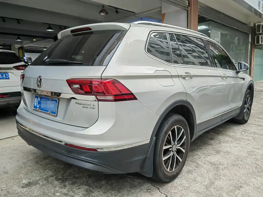 Volkswagen Tiguan L 2017