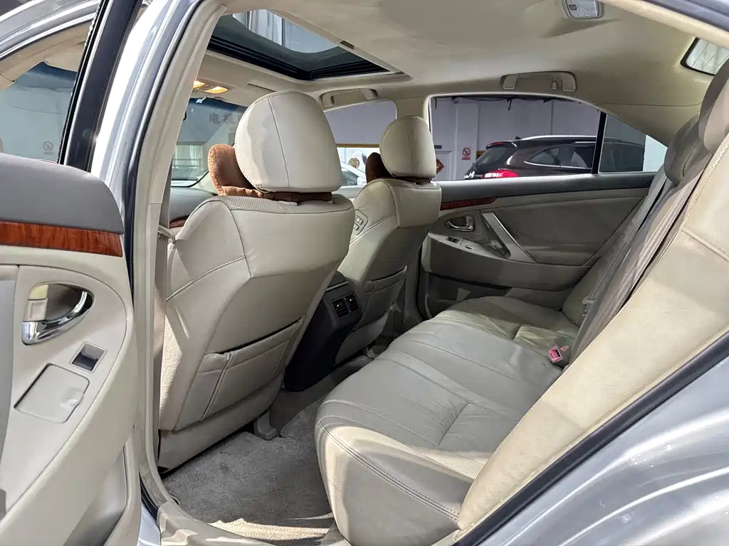 Toyota Camry 2007 — фото 15