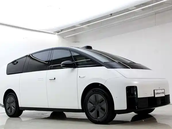 Li Auto MEGA 2025