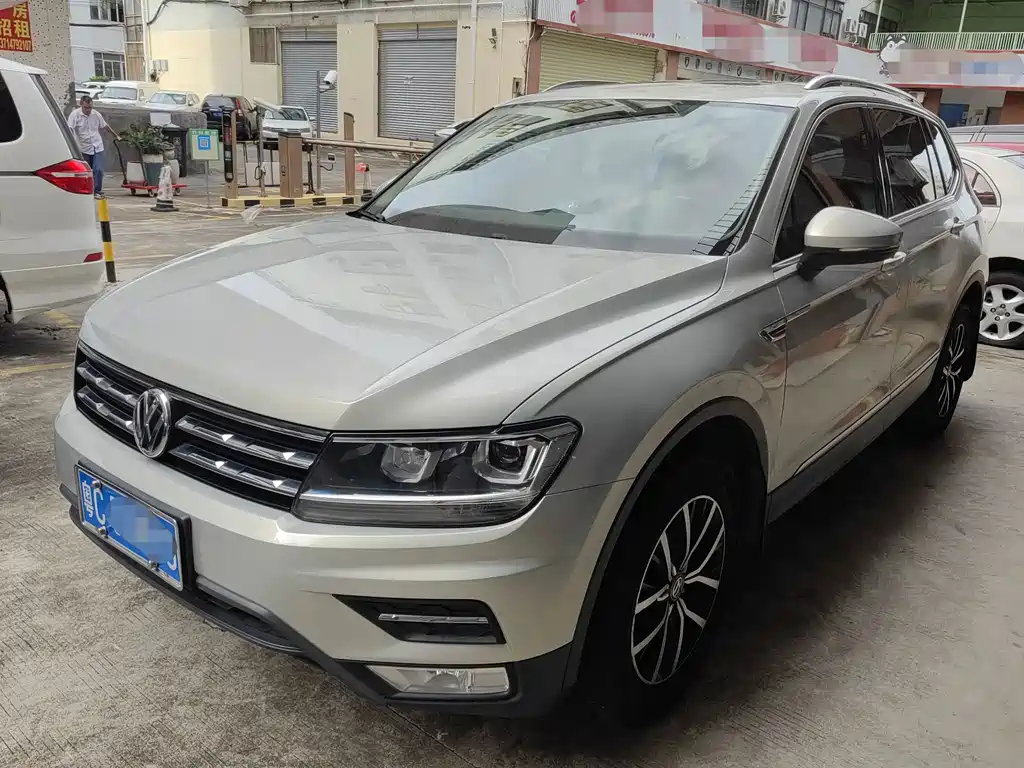 Volkswagen Tiguan L 2017
