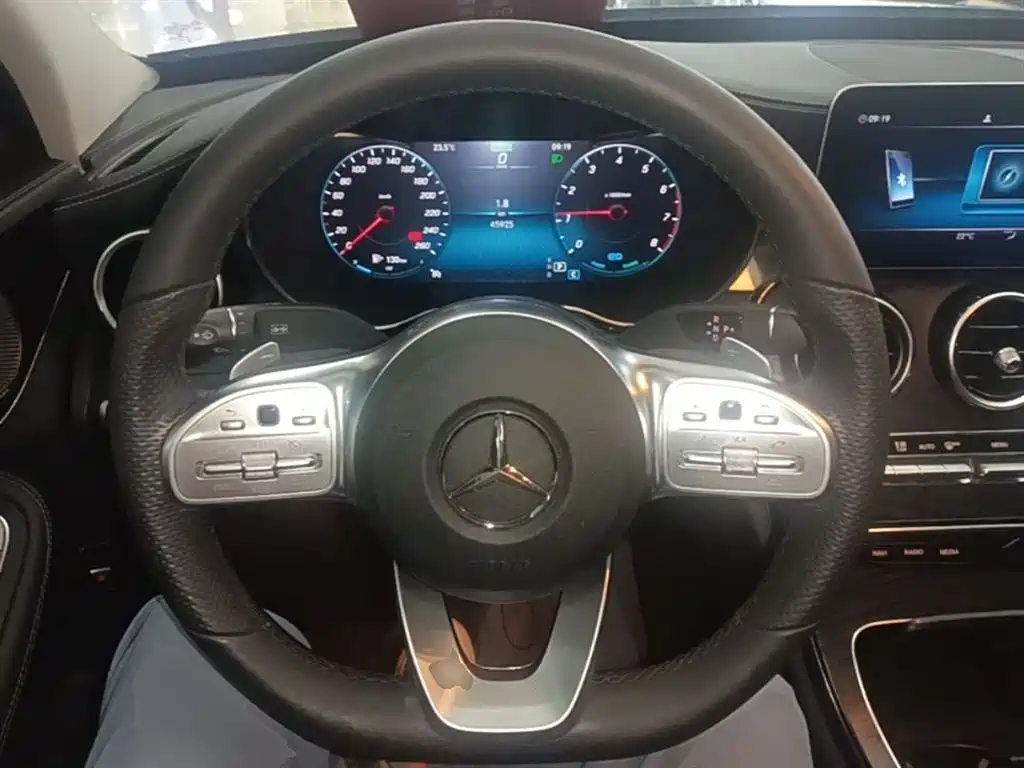 Mercedes-Benz C-Class 2020 — фото 11