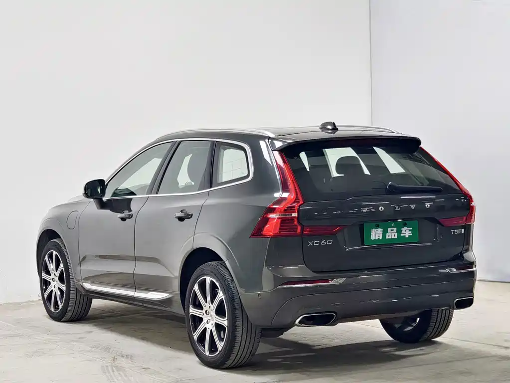 Volvo XC60 Plug-In Hybrid 2020 — фото 6