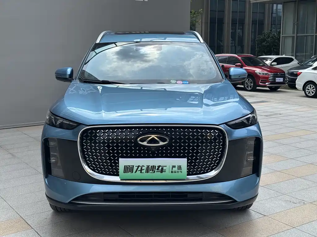 Chery Tiggo 8 PLUS C-DM 2025 — фото 3