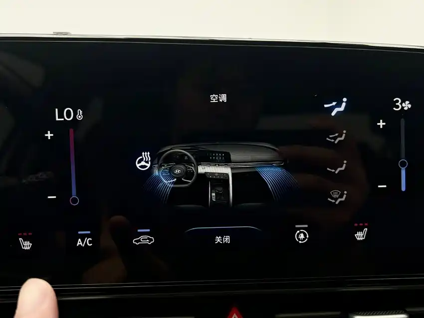 Hyundai Elantra 2022 — фото 19