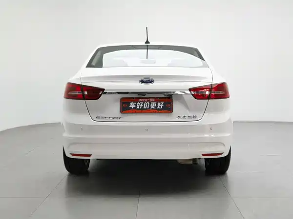 Ford Escort 2018