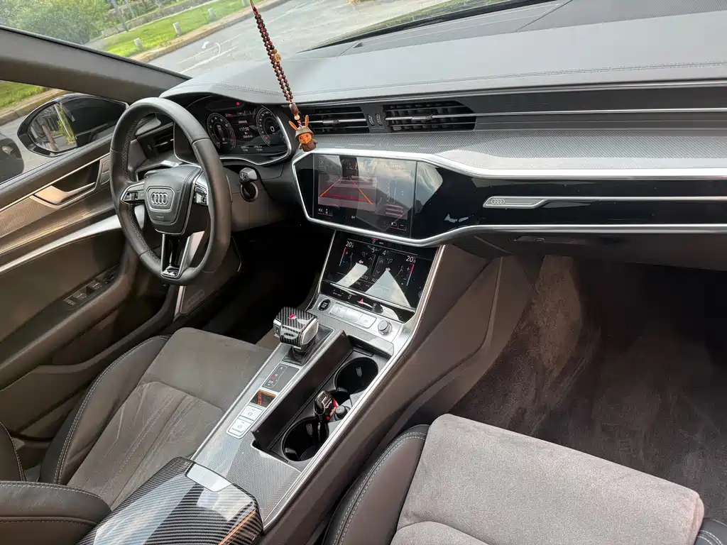 Audi A6L 2022 — фото 15