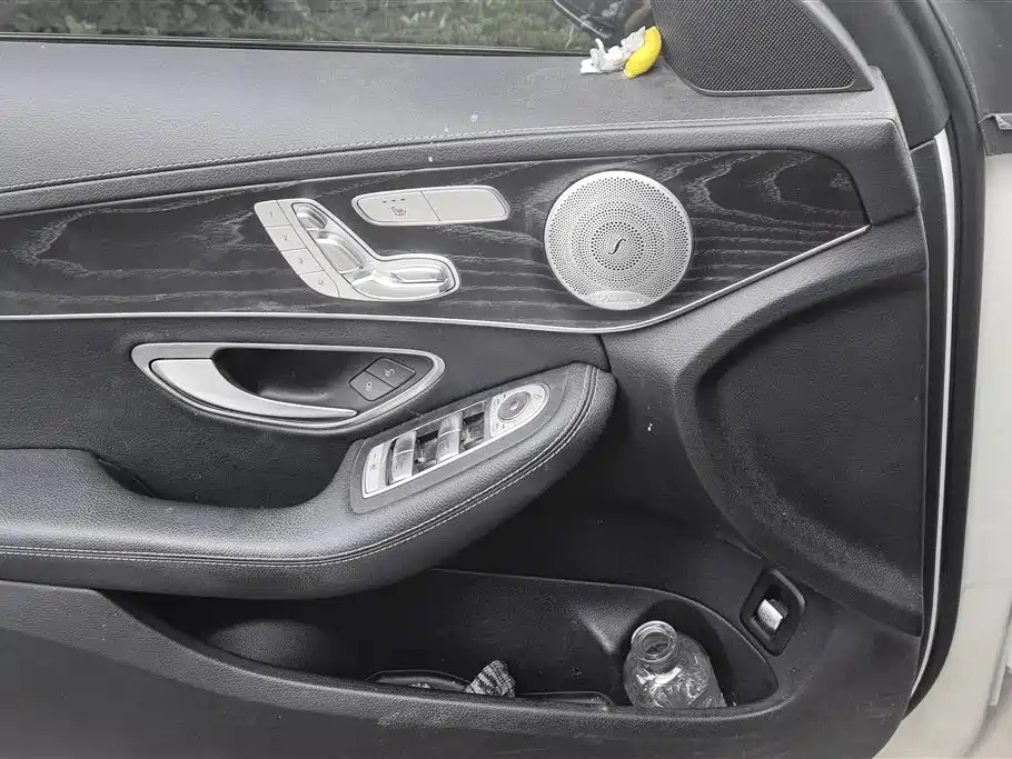 Mercedes-Benz C-Class 2022