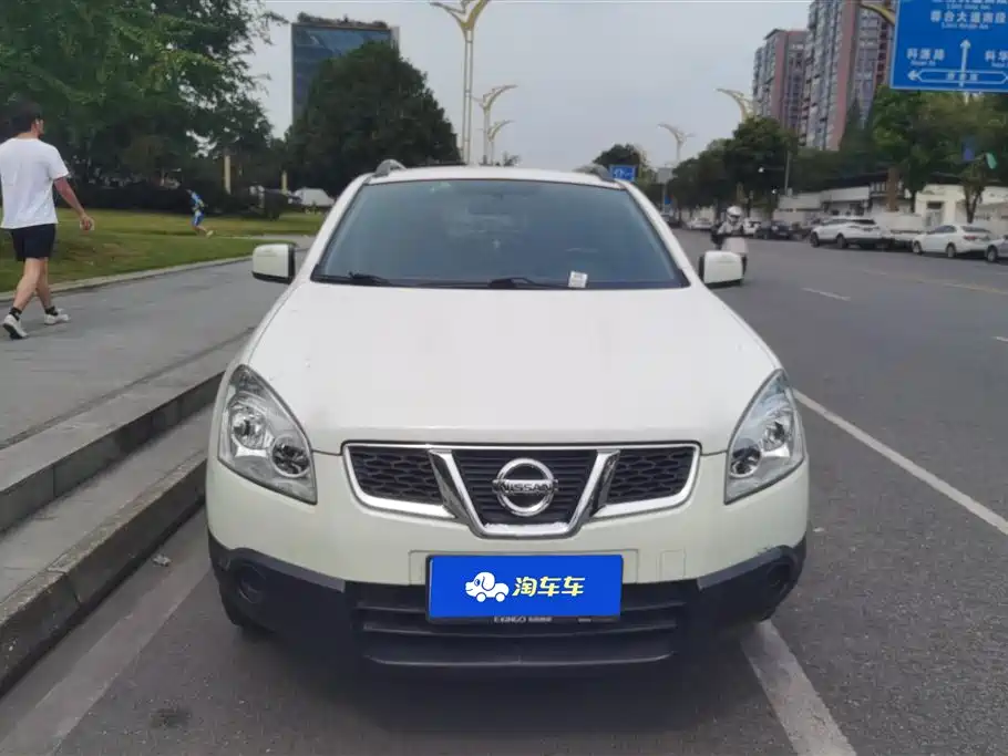 Nissan Qashqai 2014