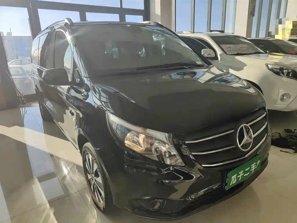 Mercedes-Benz Vito 2022 — фото 20
