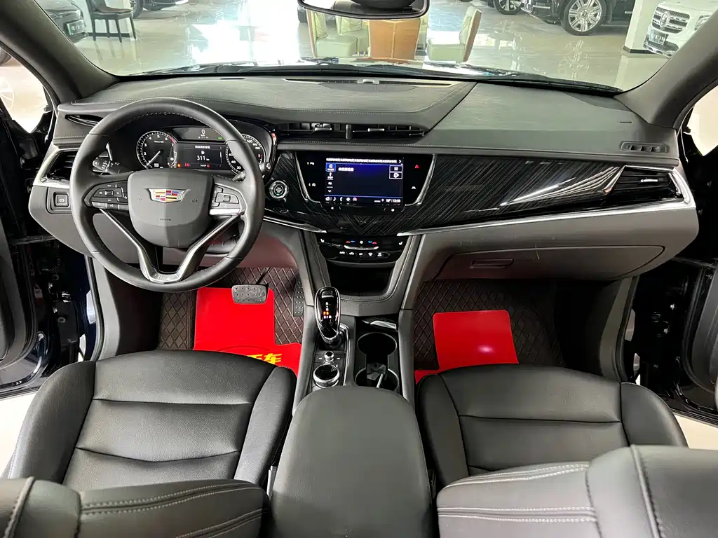 Cadillac XT6 2022 — фото 11
