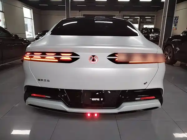 Denza Z9 2025