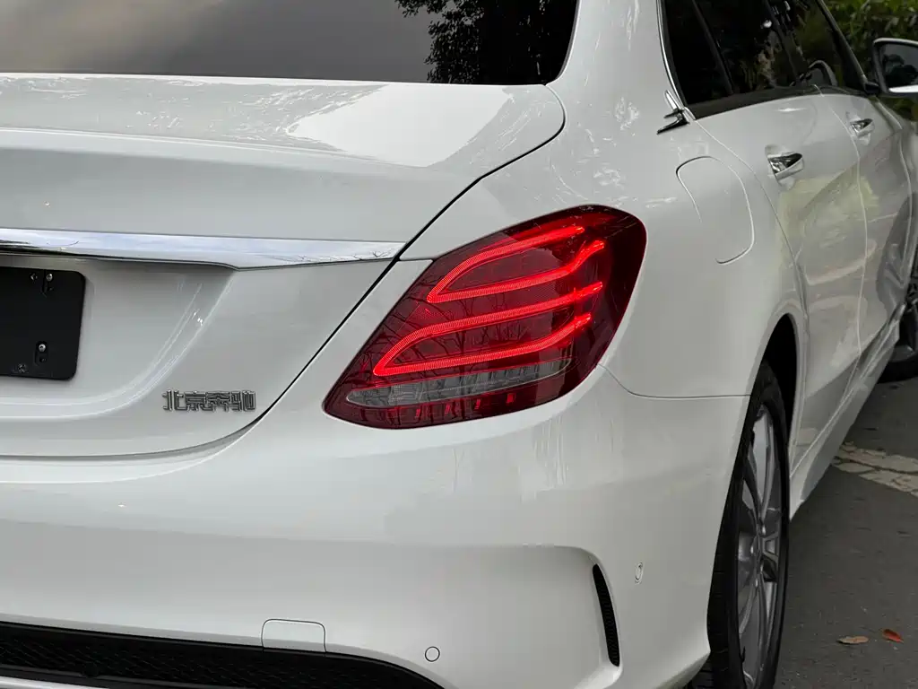 Mercedes-Benz C-Class 2015 — фото 10