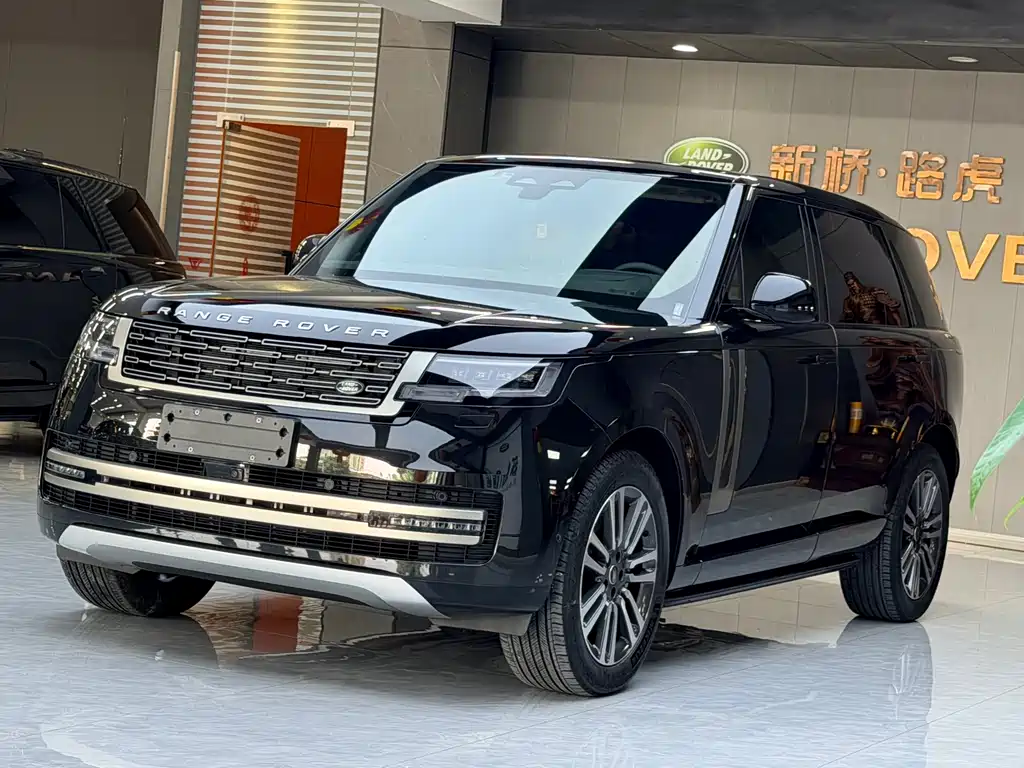 Land Rover Range Rover 2023 — фото 1