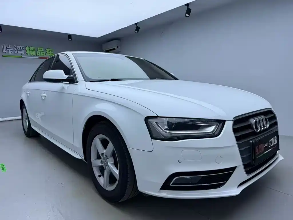 Audi A4L 2014