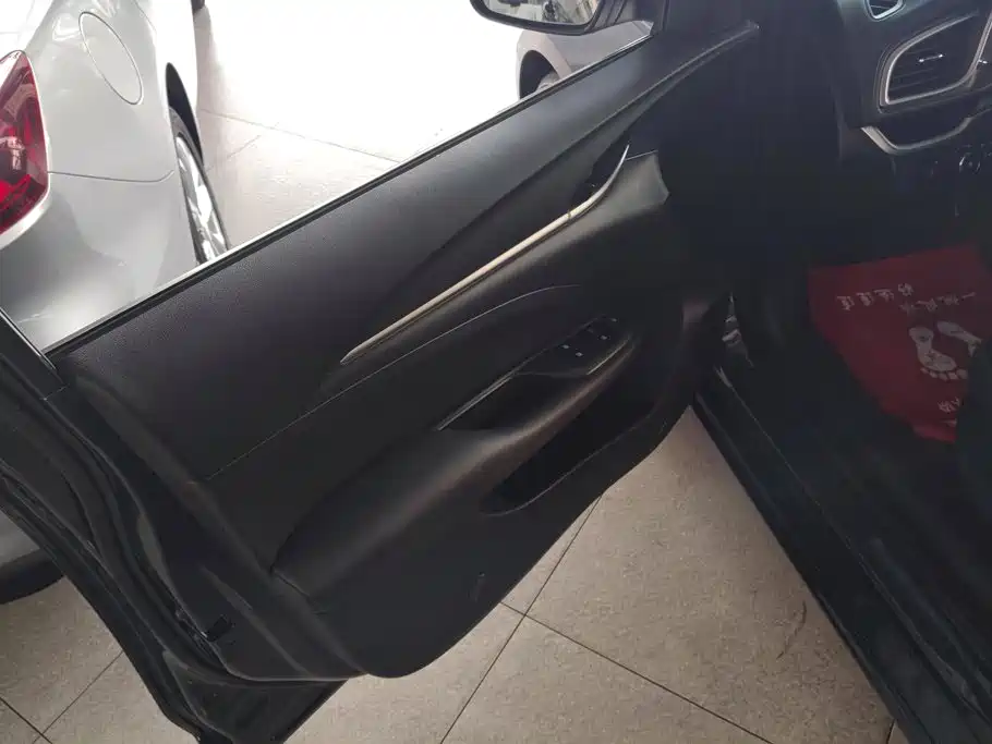 Buick Excelle 2021