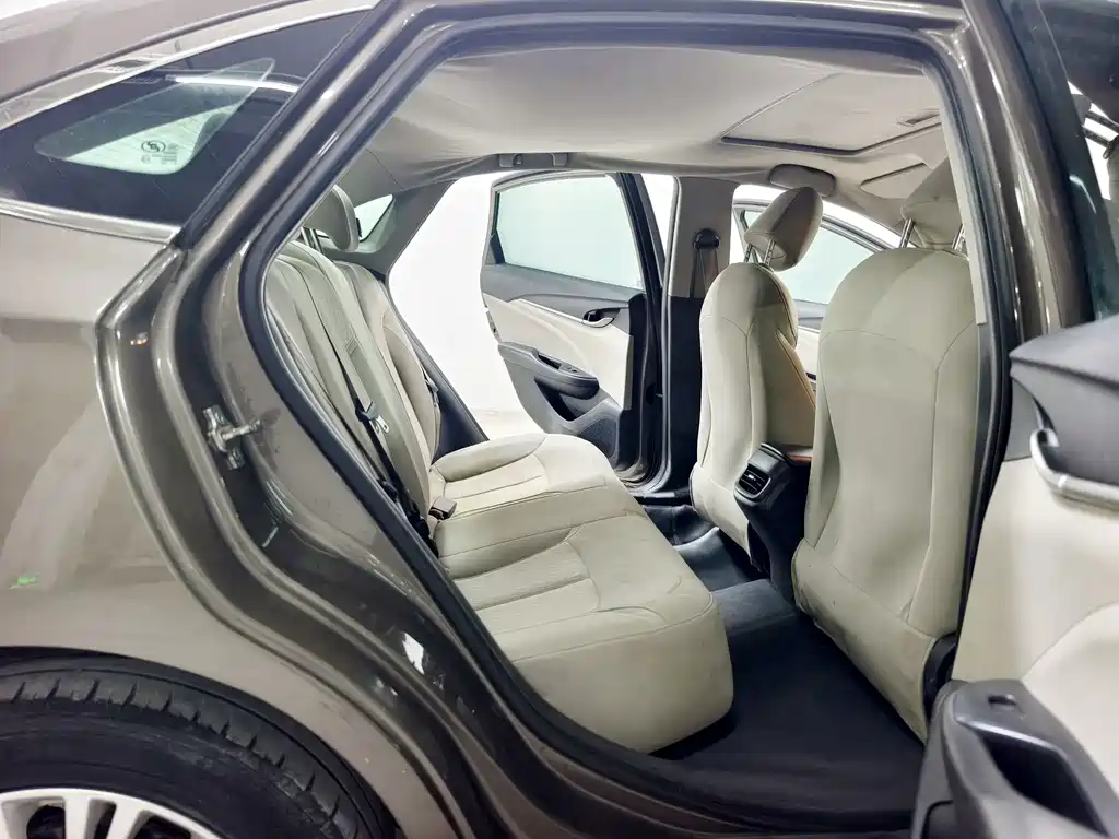 Buick Excelle GT 2015 — фото 16