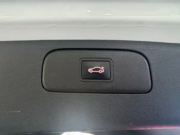 Geely Binyue 2022