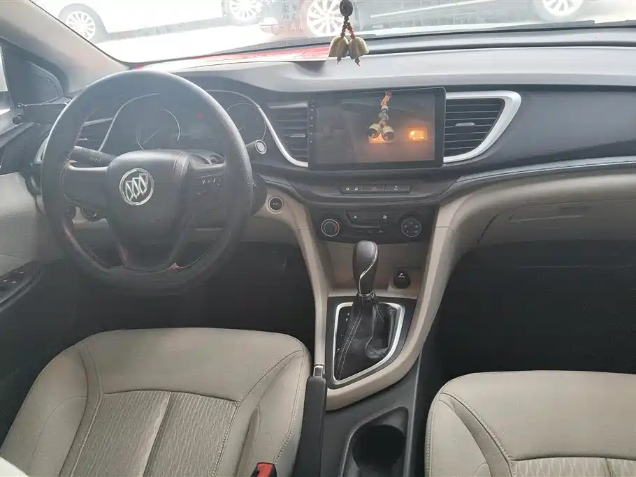 Buick Excelle 2017 — фото 12
