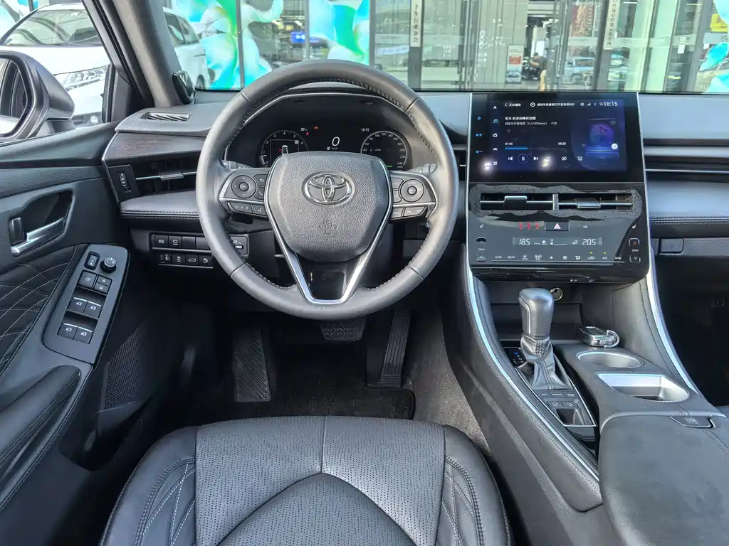 Toyota Avalon 2023 — фото 19