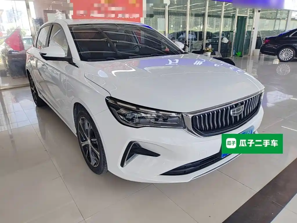 Geely Emgrand 2023