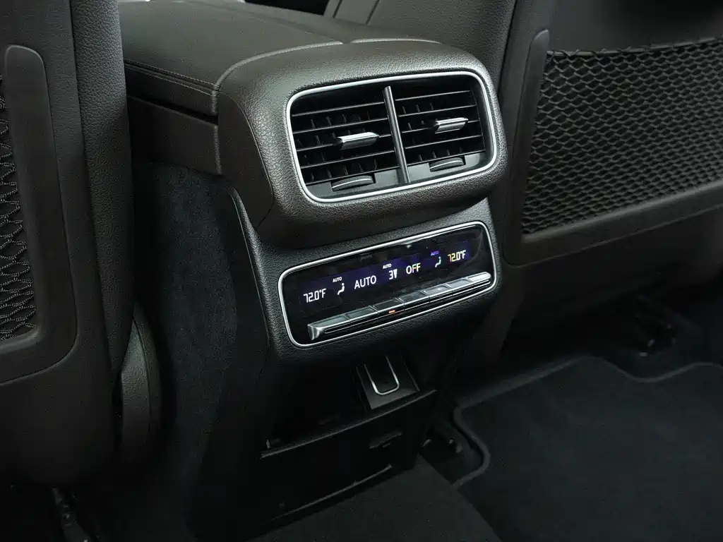 Mercedes-Benz GLS 2023 — фото 18