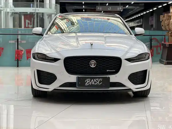 Jaguar XEL 2022
