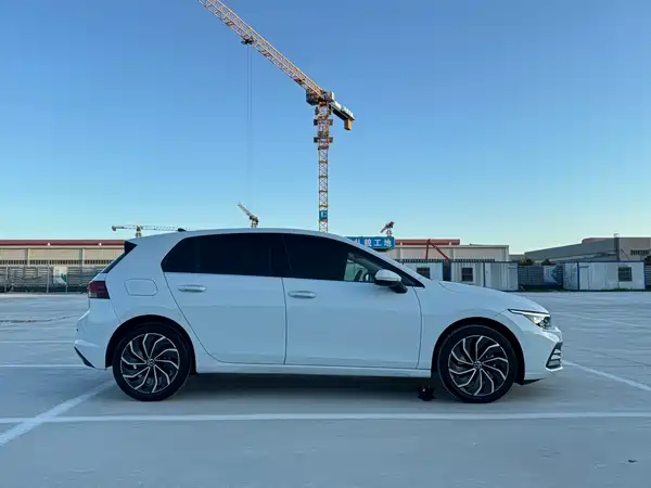 Volkswagen Golf 2022