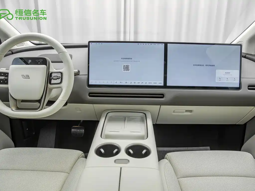 Li Auto i8 2025 — фото 13