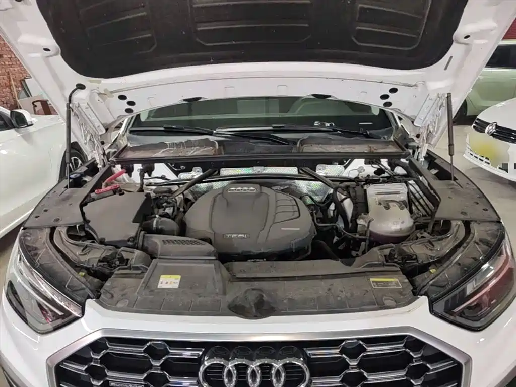 Audi Q5L 2021 — фото 20