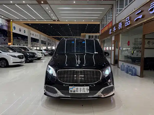 Mercedes-Benz Vito 2024