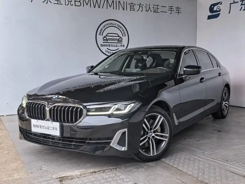 BMW 5 Series 2021 — фото 1