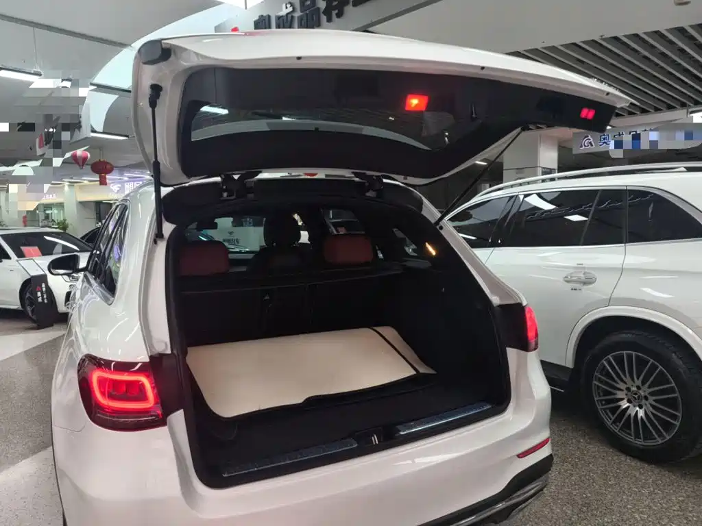 Mercedes-Benz GLC 2020 — фото 19