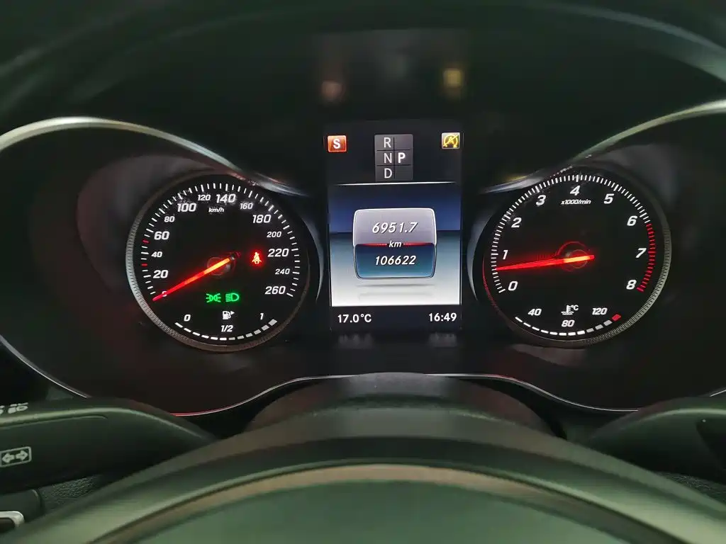 Mercedes-Benz C-Class 2018