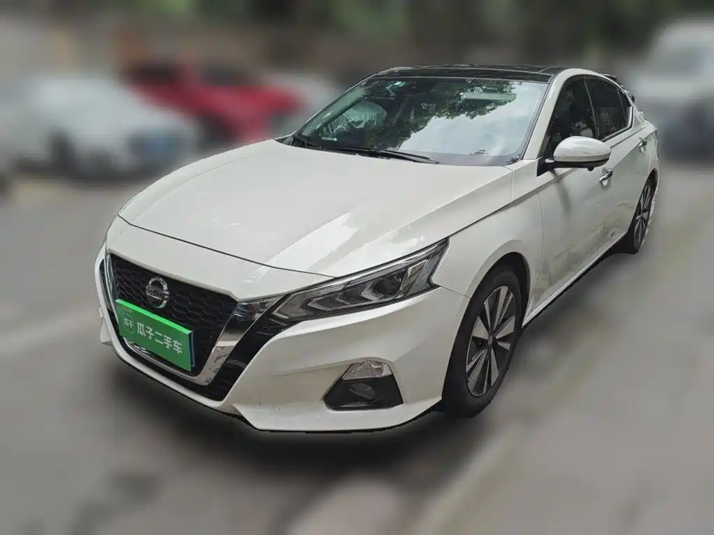 Nissan Teana 2022