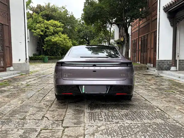 Exeed ES 2025