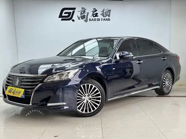 Toyota Crown 2019