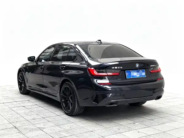 BMW 3 Series 2021
